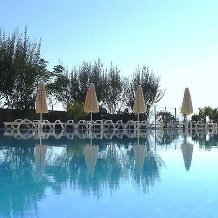 Lakeside Garden Village * Bogazici
