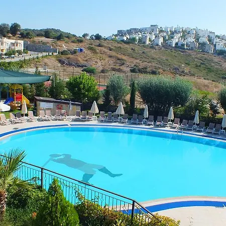 Lakeside Garden Holiday Village Bogazici