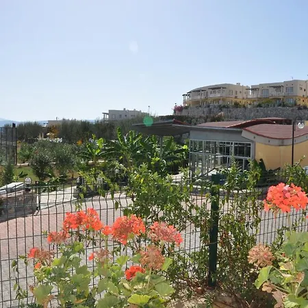 Villa Lakeside Garden Holiday Village Bogazici