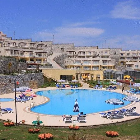 Villa Lakeside Garden Holiday Village Bogazici