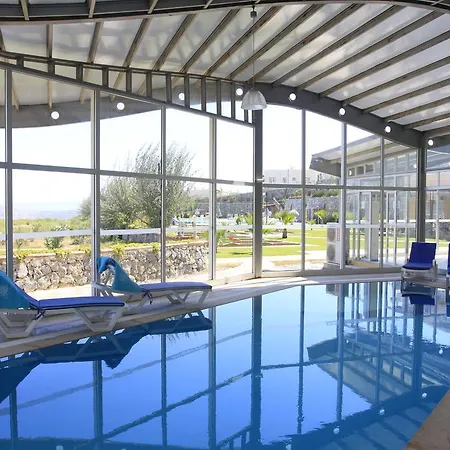 Villa Lakeside Garden Holiday Village *