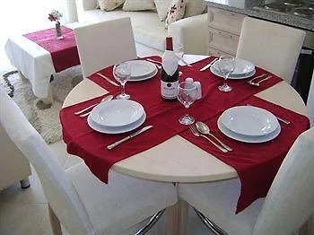 Villa Lakeside Garden Holiday Village
