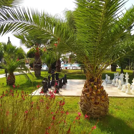 Lakeside Garden Holiday Village Bogazici