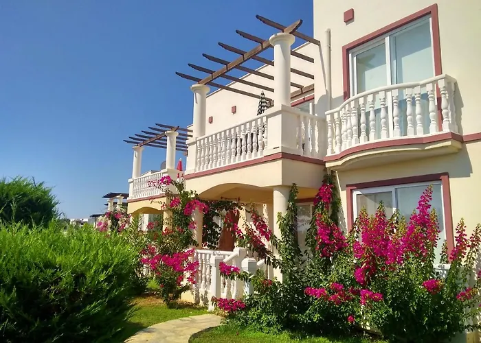 Vilă Lakeside Garden Village