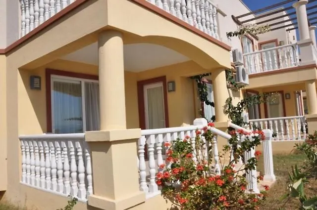 Vilă Lakeside Garden Village