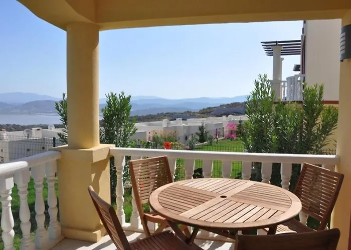 Vilă Lakeside Garden Village